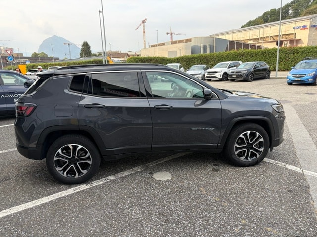 JEEP Compass 1.3 T PHEV Swiss Limited AWD-image-6