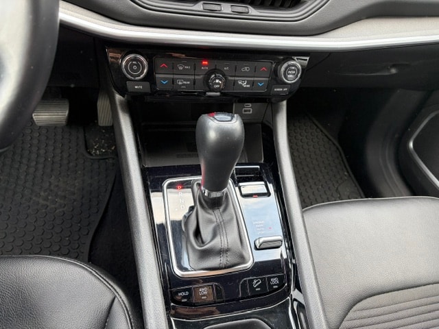 JEEP Compass 1.3 T PHEV Swiss Limited AWD-image-10