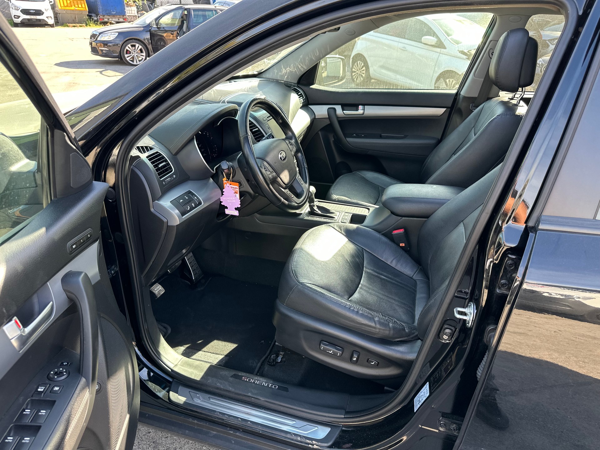 KIA Sorento 2.2 CRDI Style Automatic-image-8