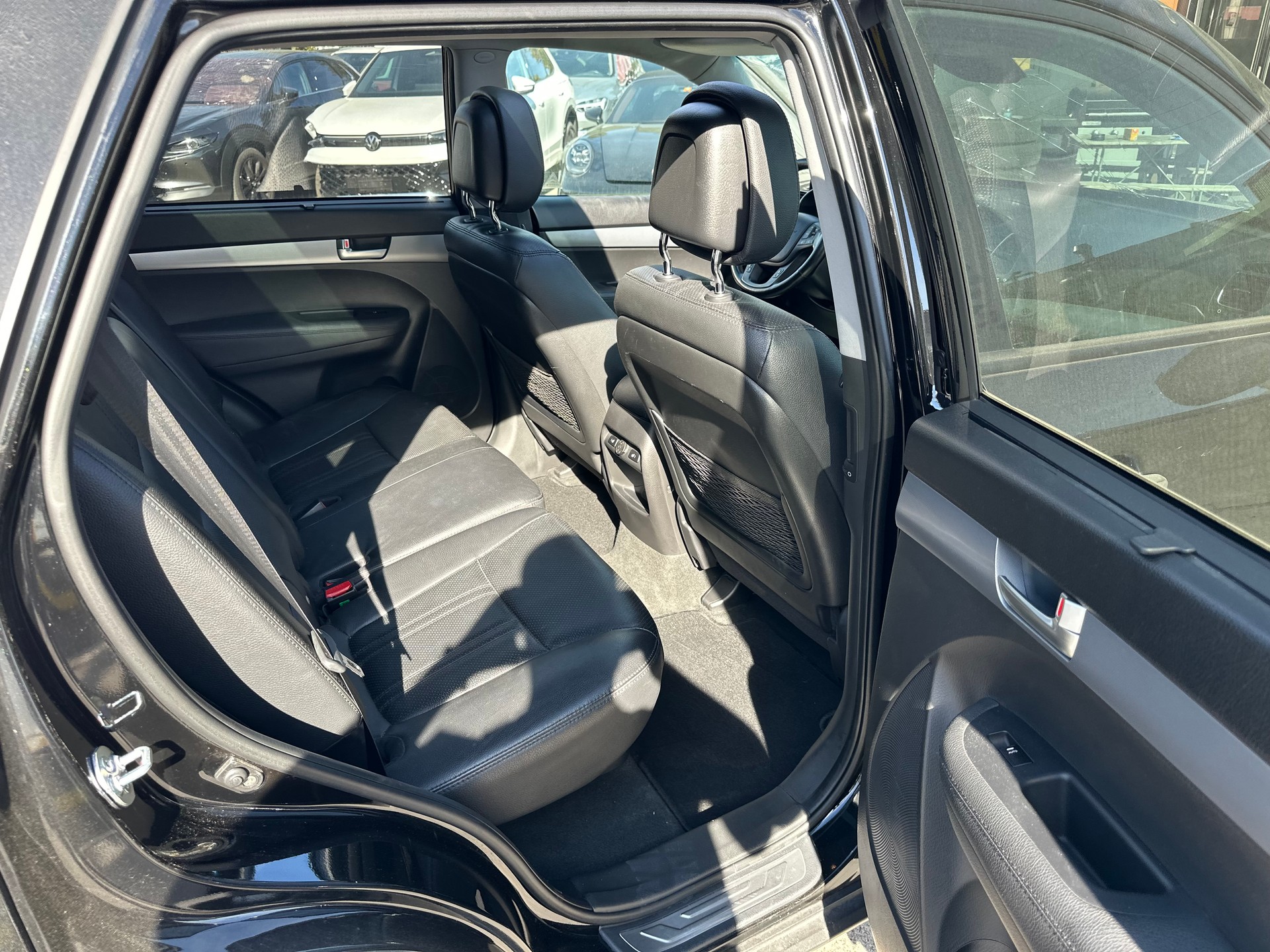 KIA Sorento 2.2 CRDI Style Automatic-image-13