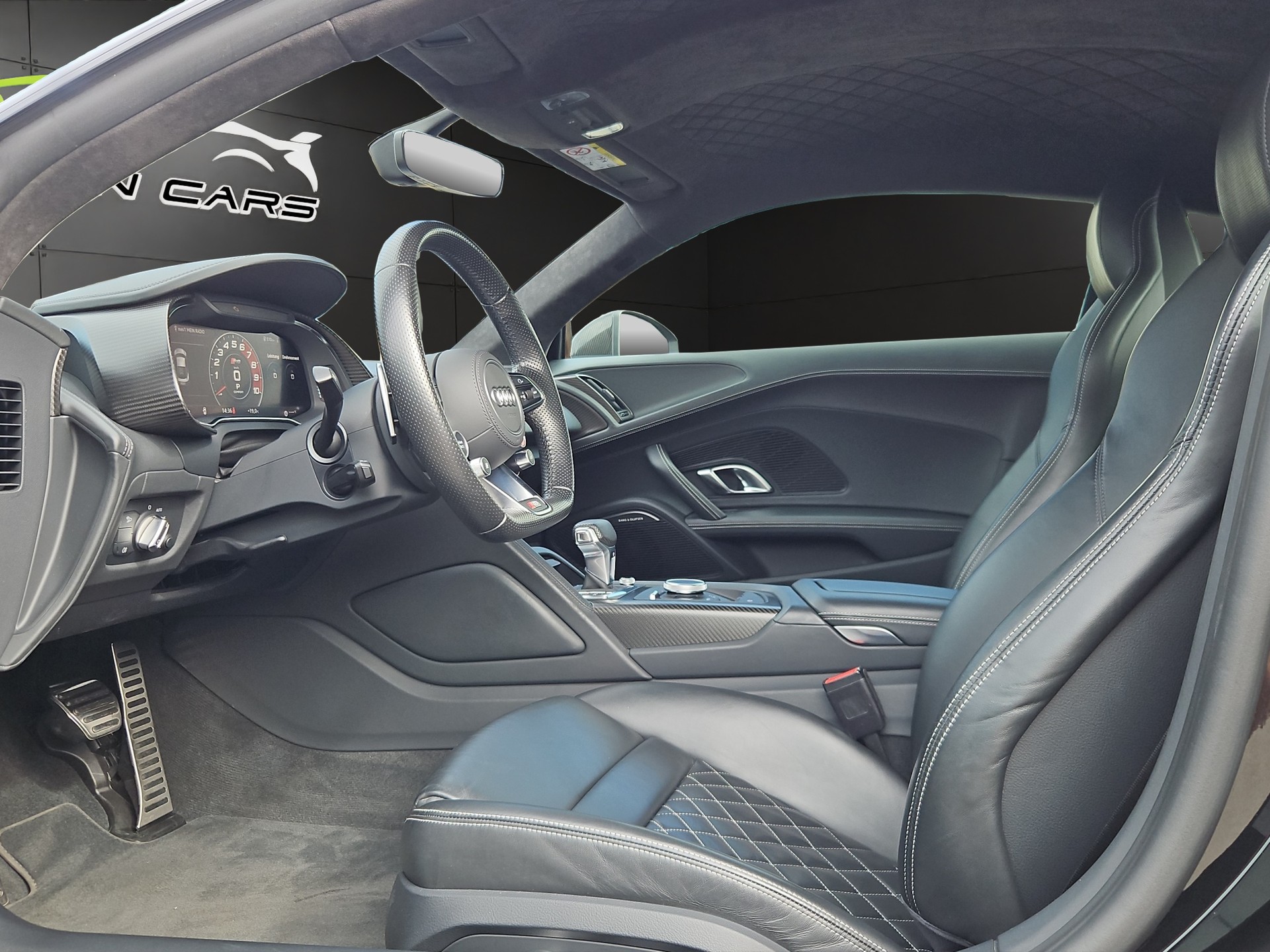 AUDI R8 Coupé 5.2 plus S-Tronic-image-8