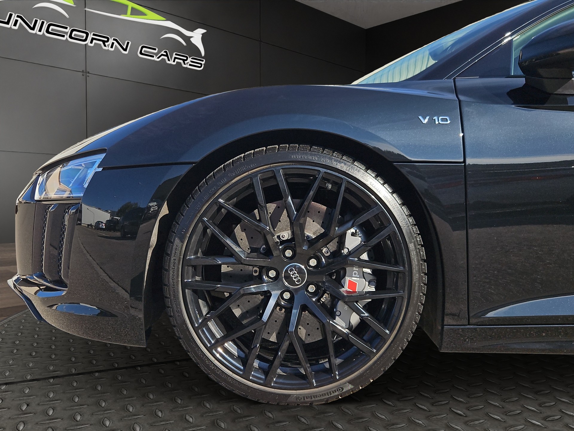 AUDI R8 Coupé 5.2 plus S-Tronic-image-21