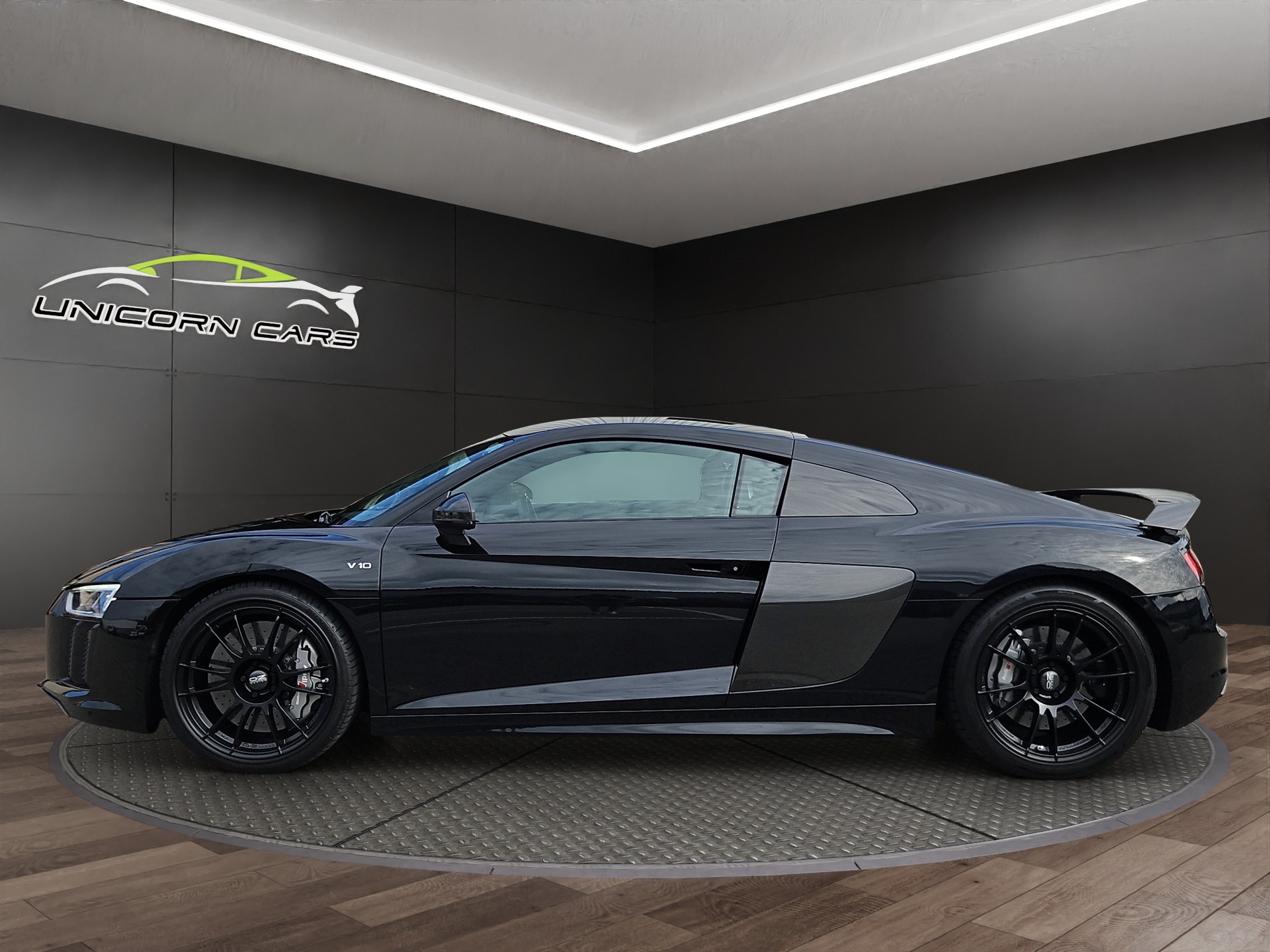 AUDI R8 Coupé 5.2 plus S-Tronic-image-2