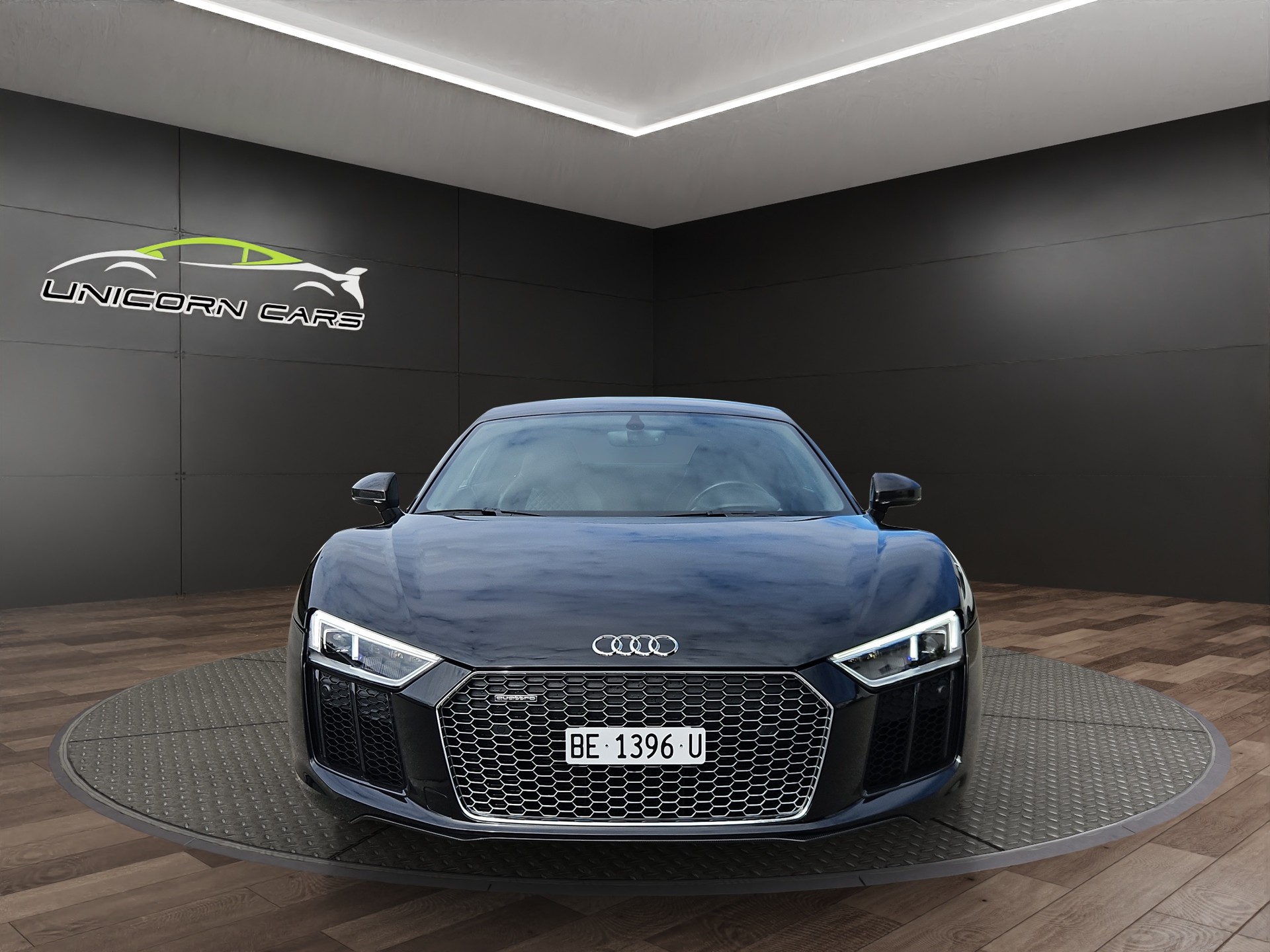 AUDI R8 Coupé 5.2 plus S-Tronic-image-1