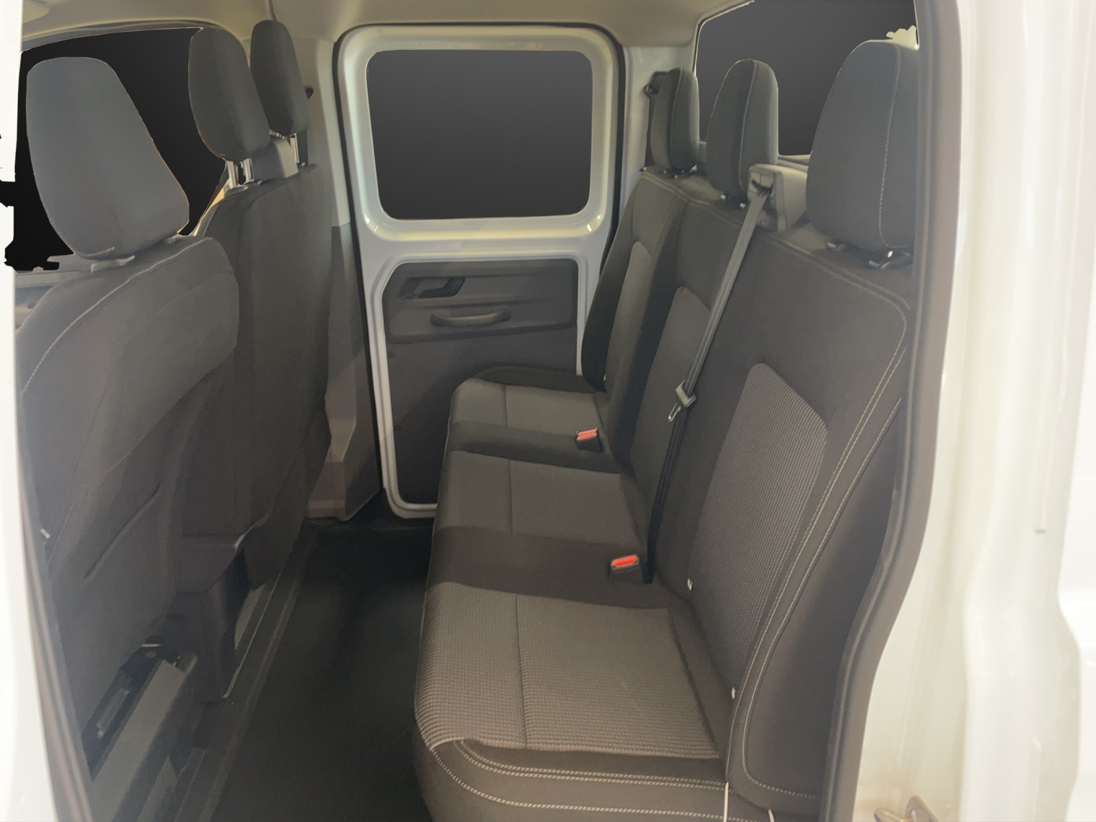 VW Transporter Doka-Pritsche 2.0 TDI 4Motion-image-8