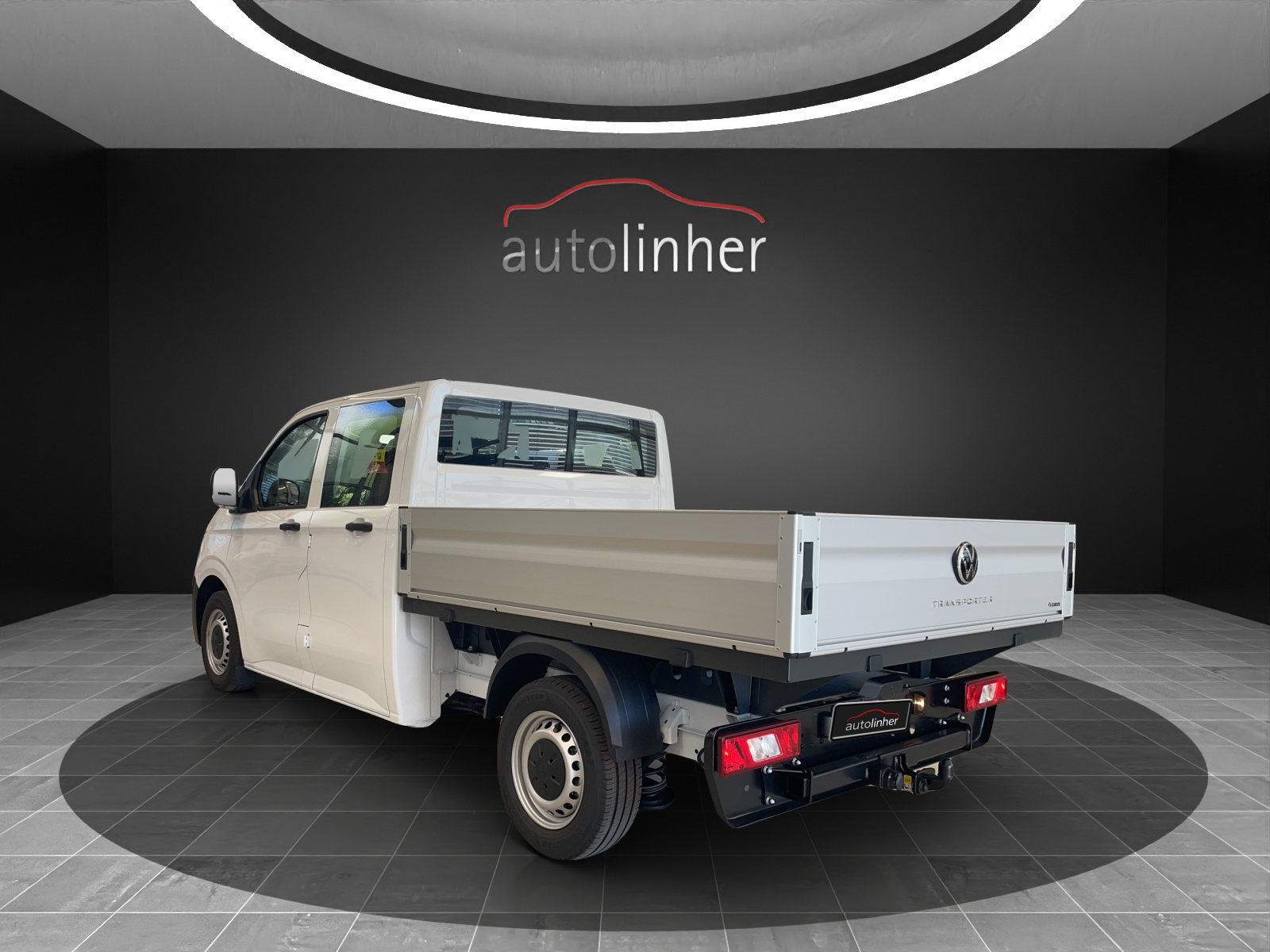 VW Transporter Doka-Pritsche 2.0 TDI 4Motion-image-2