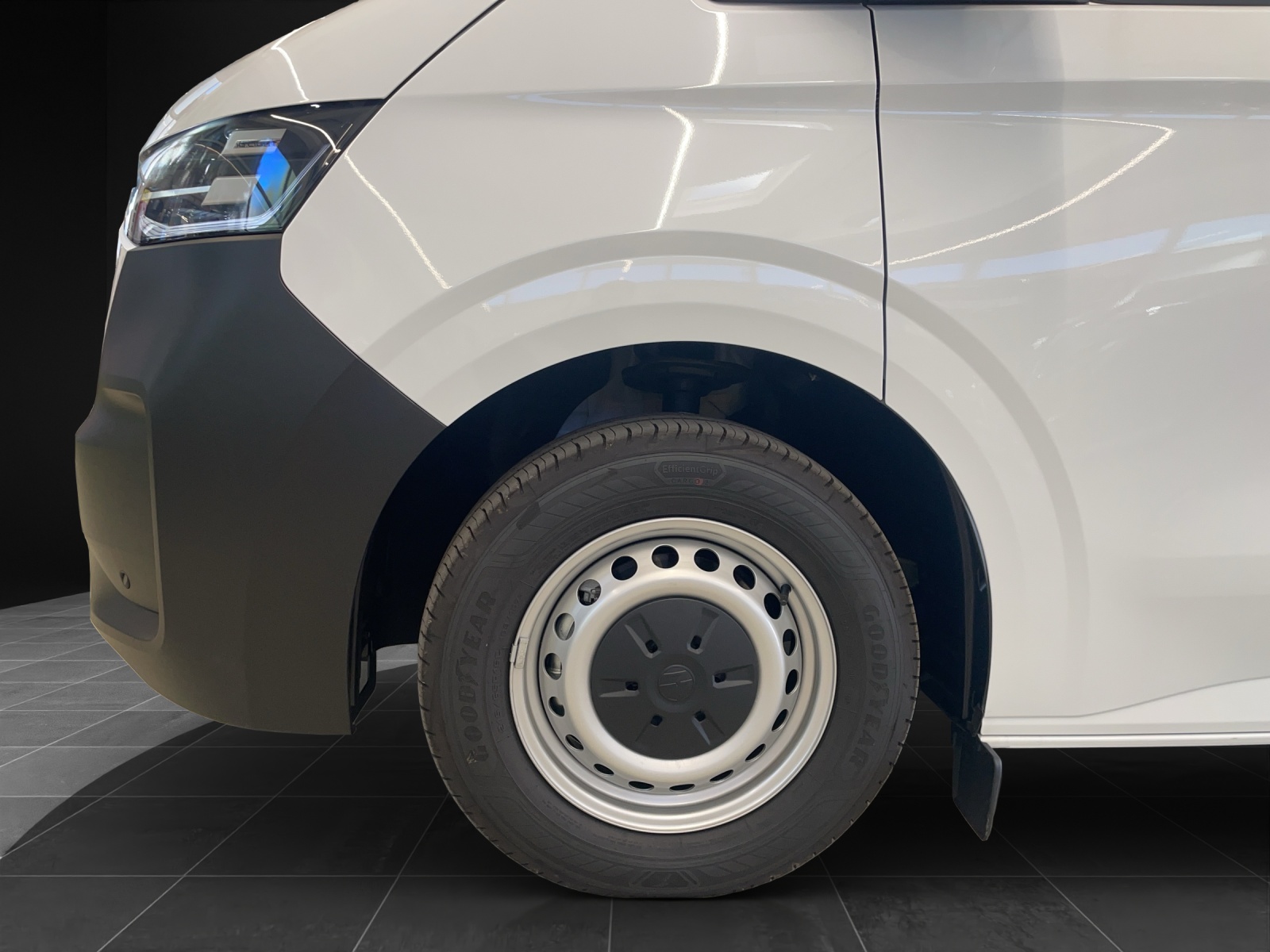 VW Transporter Doka-Pritsche 2.0 TDI 4Motion-image-13
