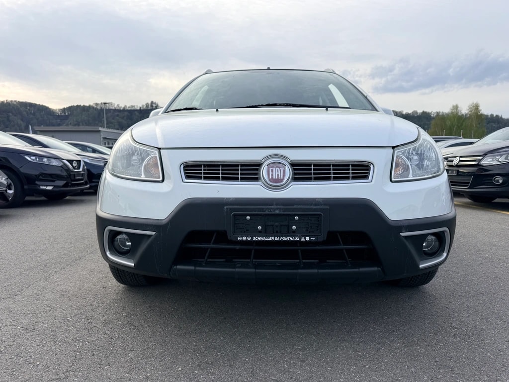 FIAT Sedici 1.6 2WD Emotion Automatic-image-2