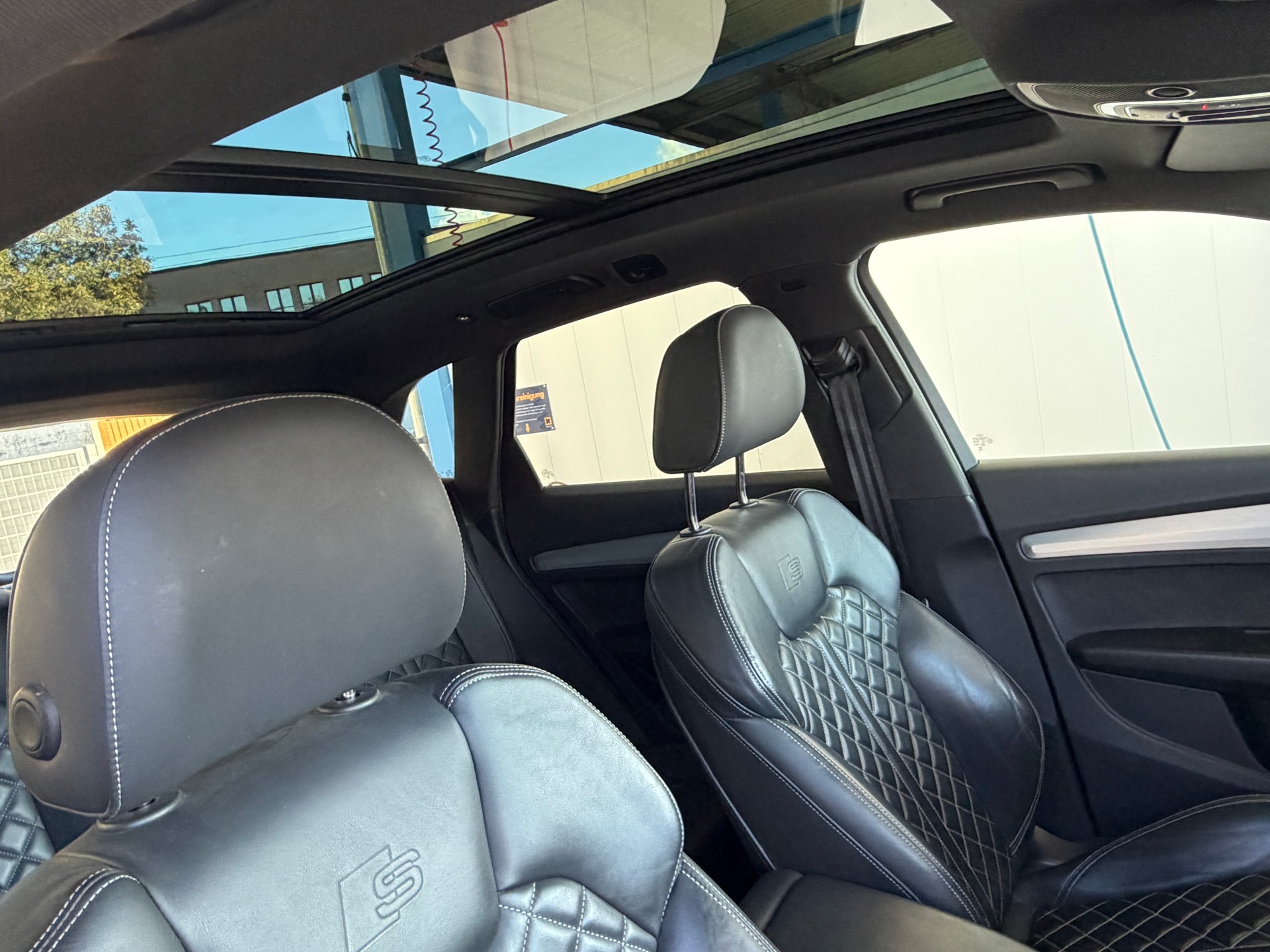 AUDI Q5 40 TDI S-line quattro S-tronic-image-16
