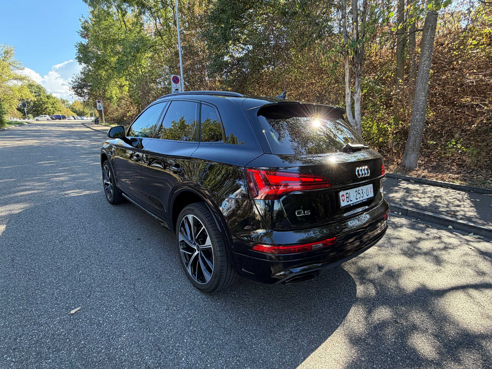 AUDI Q5 40 TDI S-line quattro S-tronic-image-8
