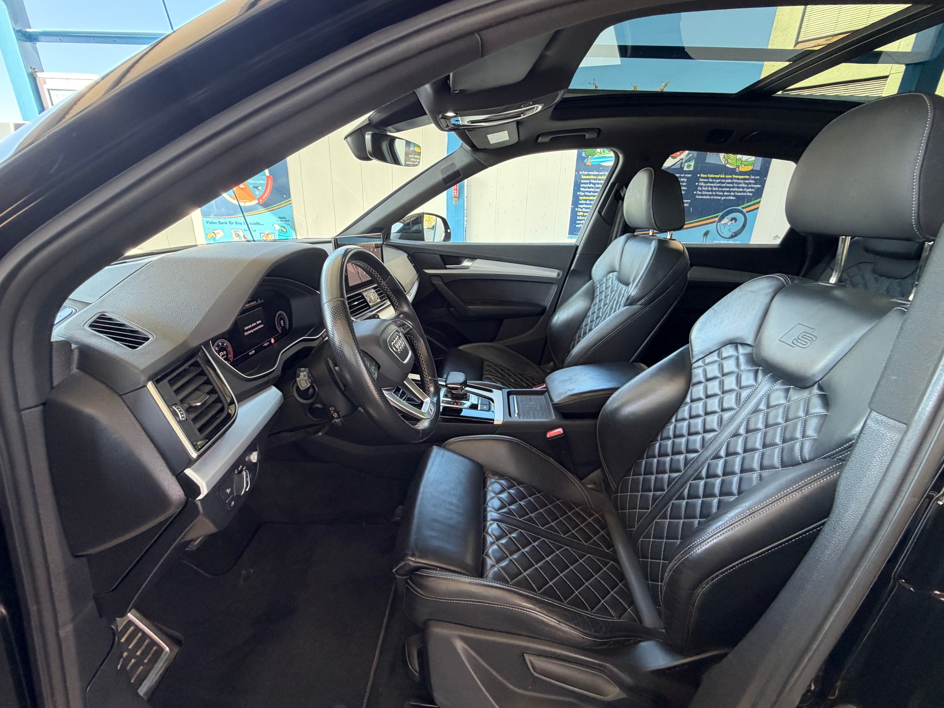 AUDI Q5 40 TDI S-line quattro S-tronic-image-2