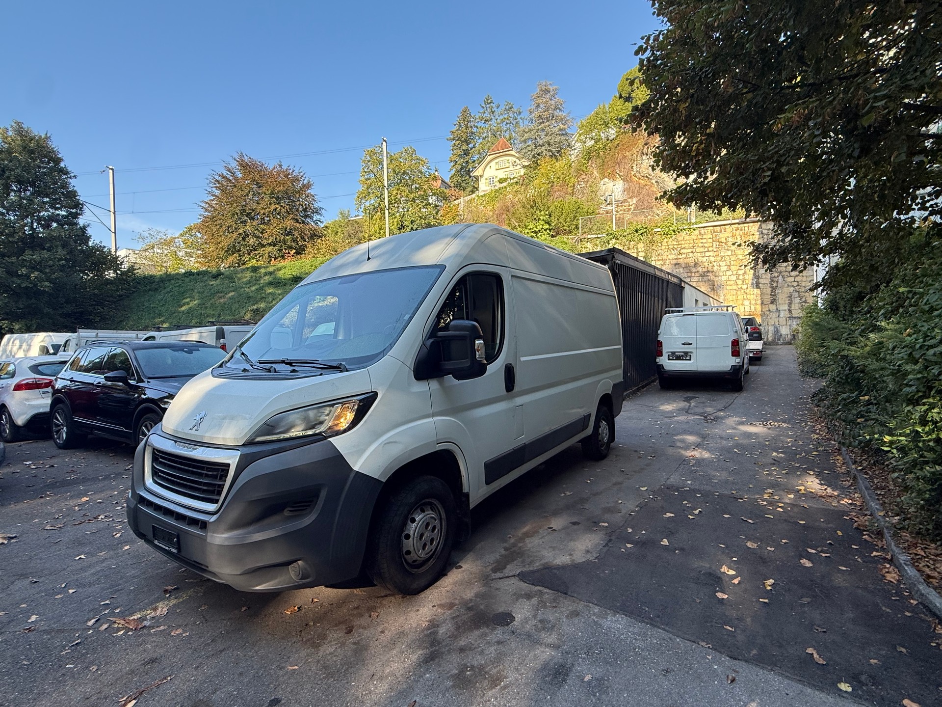 PEUGEOT Boxer 2.0 HDI 335 Active L2H2-image-4