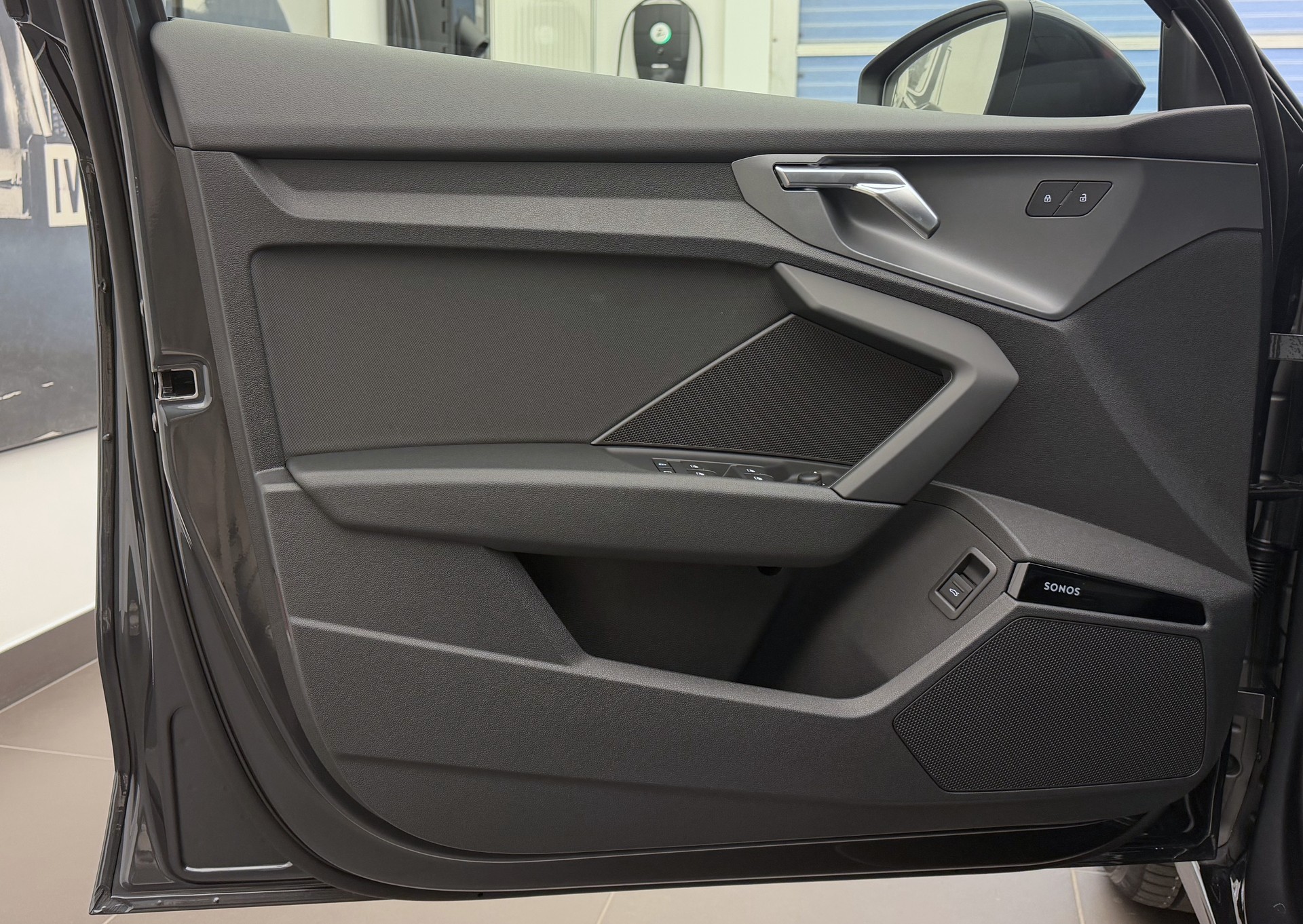 AUDI A3 Sportback TFSI 110 kW Attraction S tronic-image-3