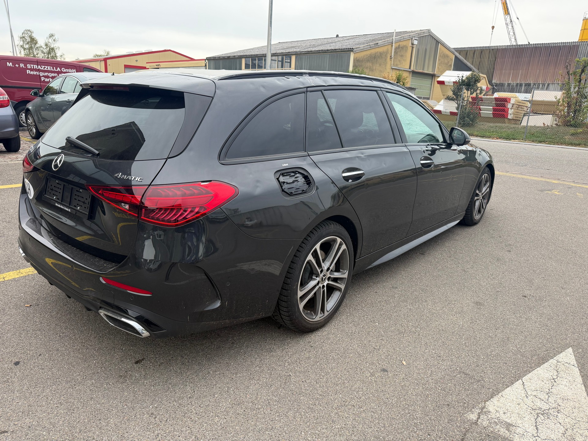 MERCEDES-BENZ C 220 d 4Matic AMG-Line-image-3