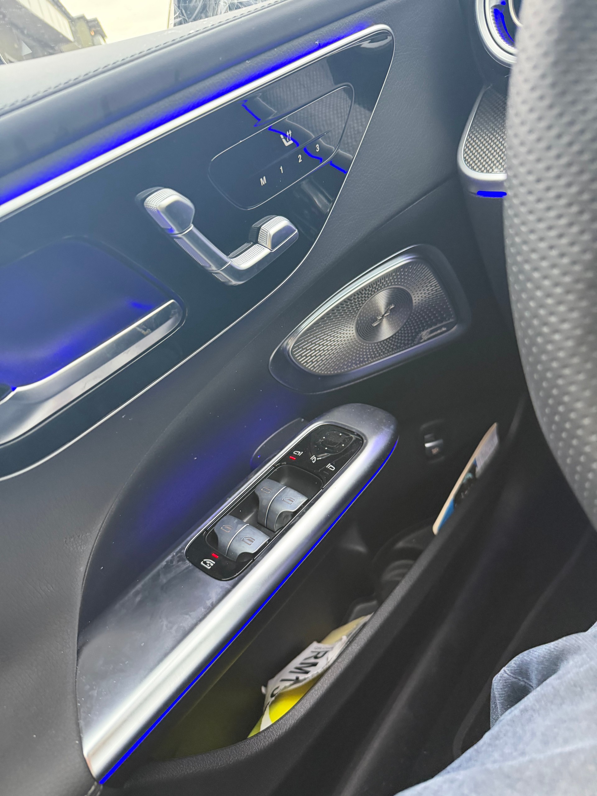 MERCEDES-BENZ C 220 d 4Matic AMG-Line-image-15