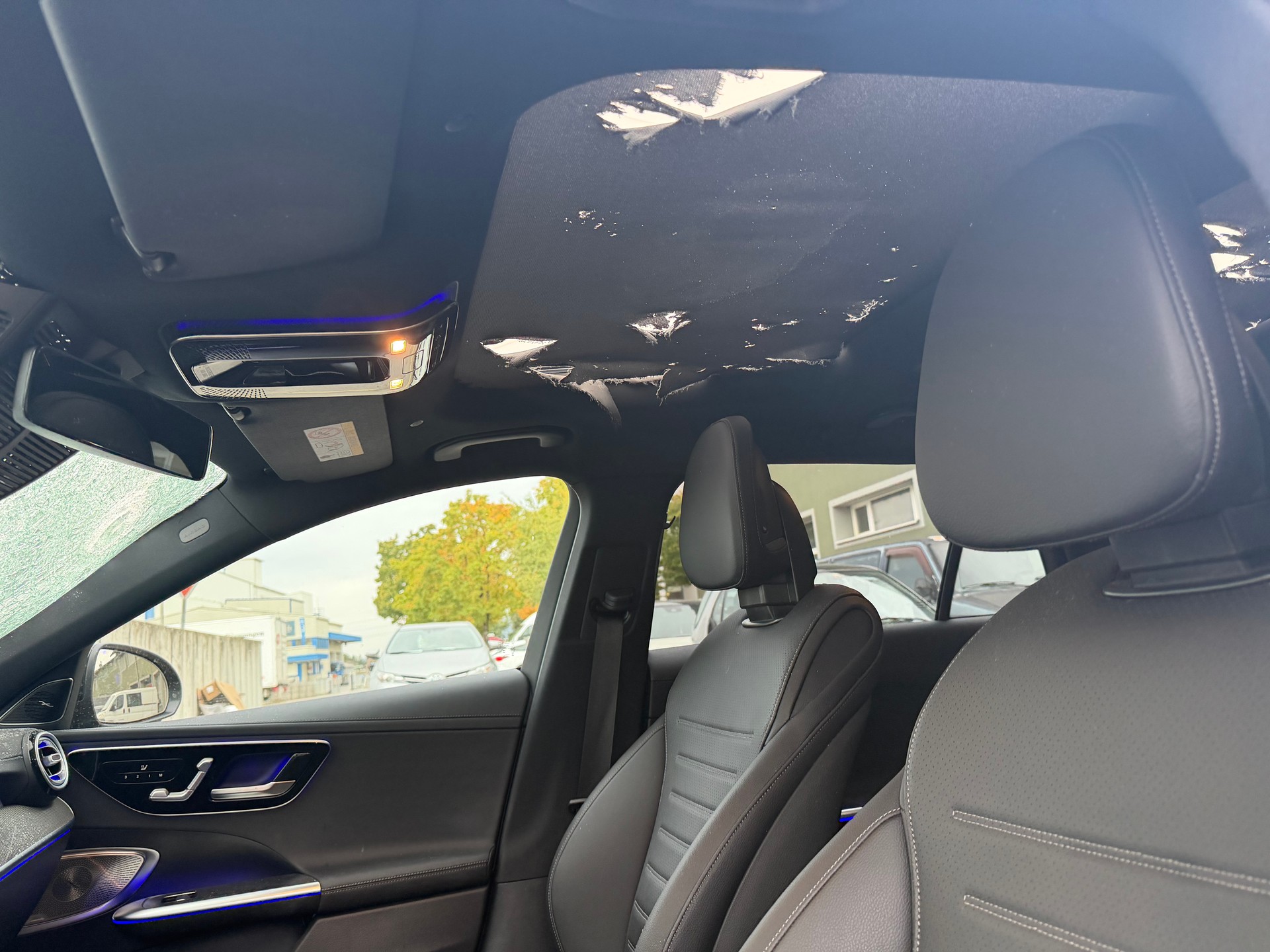 MERCEDES-BENZ C 220 d 4Matic AMG-Line-image-11