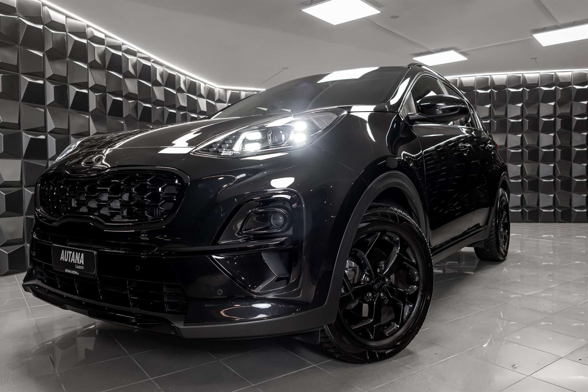 KIA Sportage 1.6 T-GDi Black Edition 4WD Automat-image-25