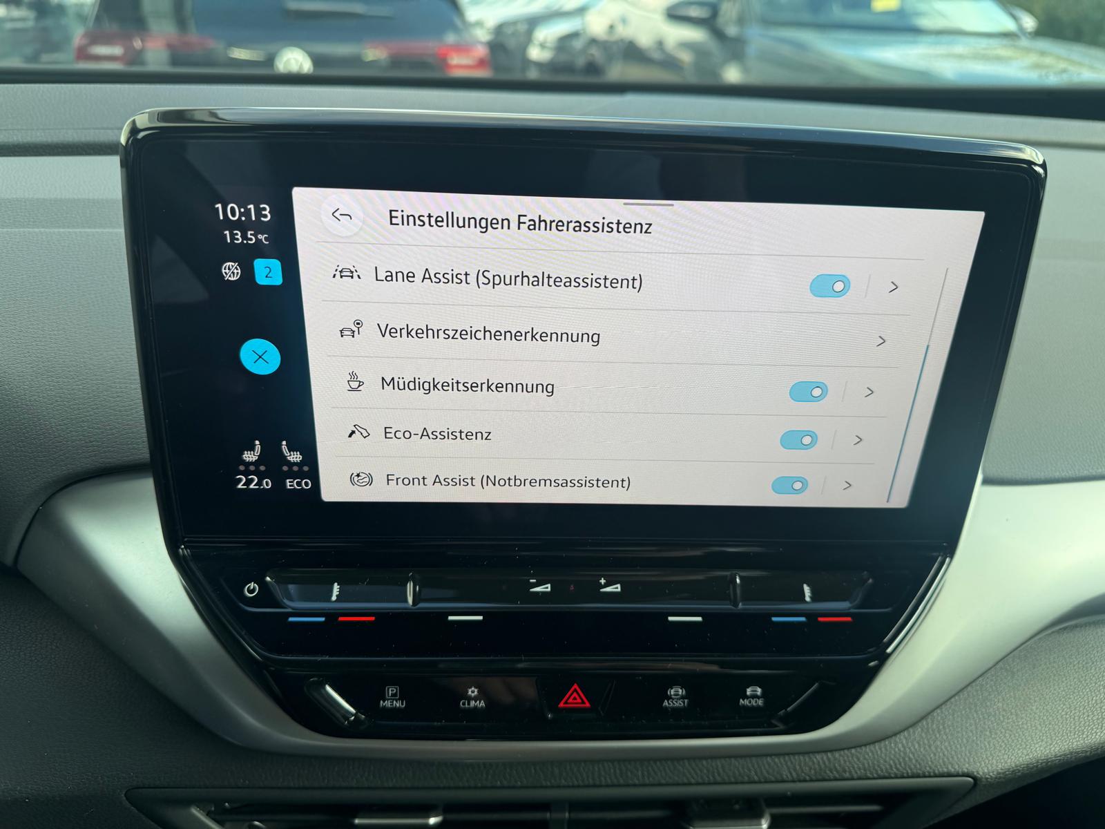 VW ID.4 Pro 77 kWh Life Plus-image-13