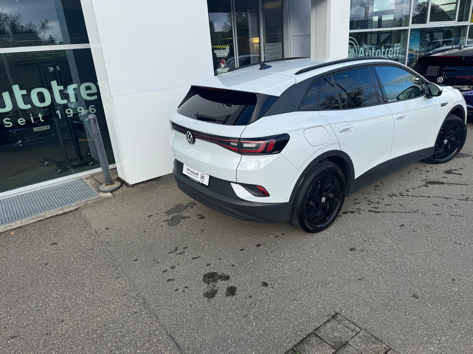 VW ID.4 Pro 77 kWh Life Plus-image-4