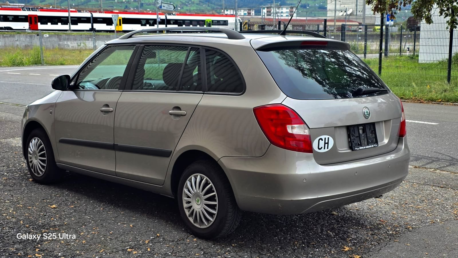SKODA Fabia 1.4 Smile-image-3