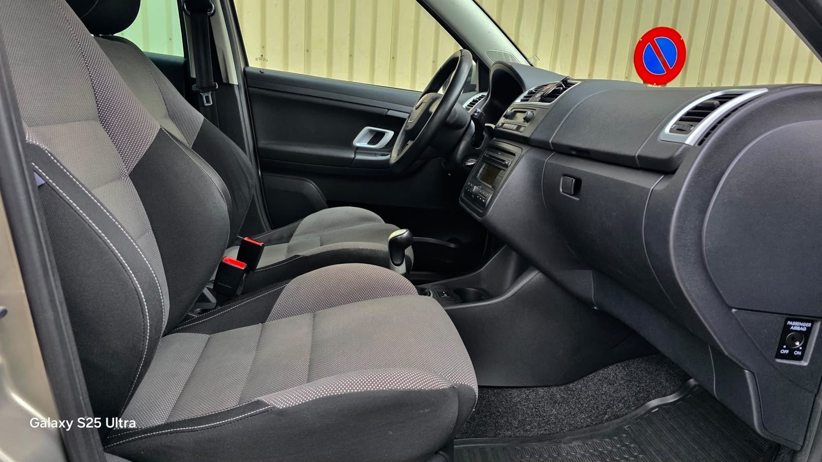 SKODA Fabia 1.4 Smile-image-7