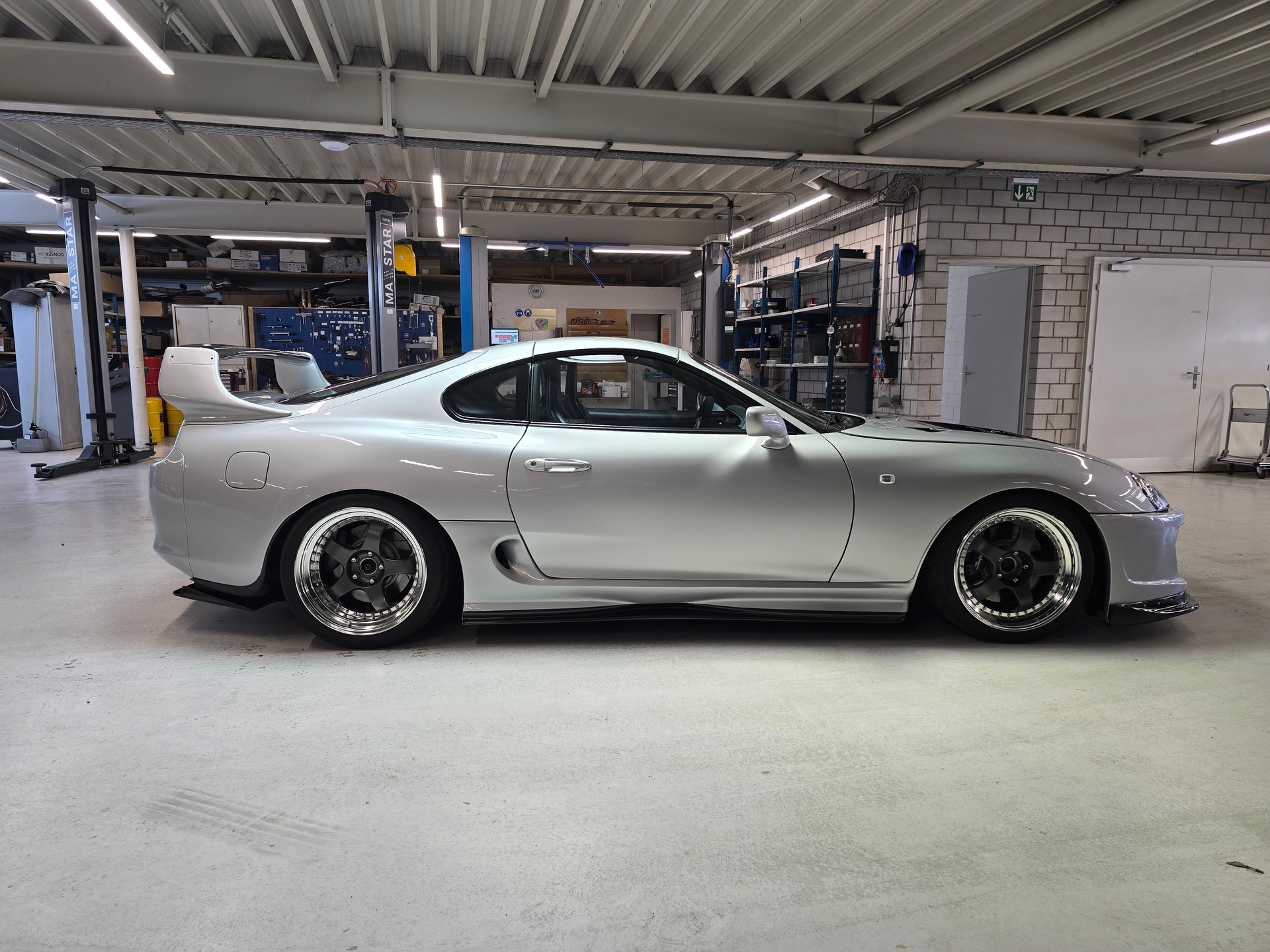 TOYOTA Supra MKIV 3.0i Singel-Turbo-image-4