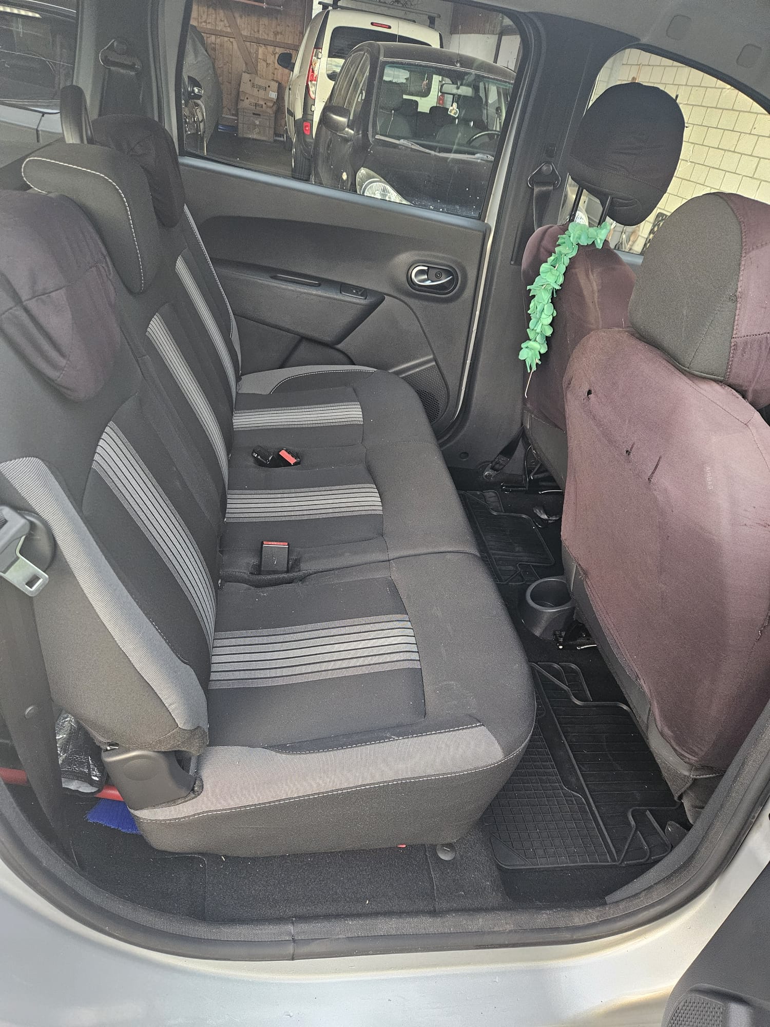 DACIA 1.6 Stepway E6c S/S 5P-image-4