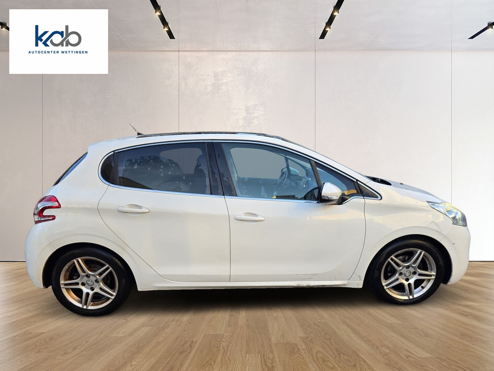 PEUGEOT 208 1.6 VTI Allure Automatik-image-7