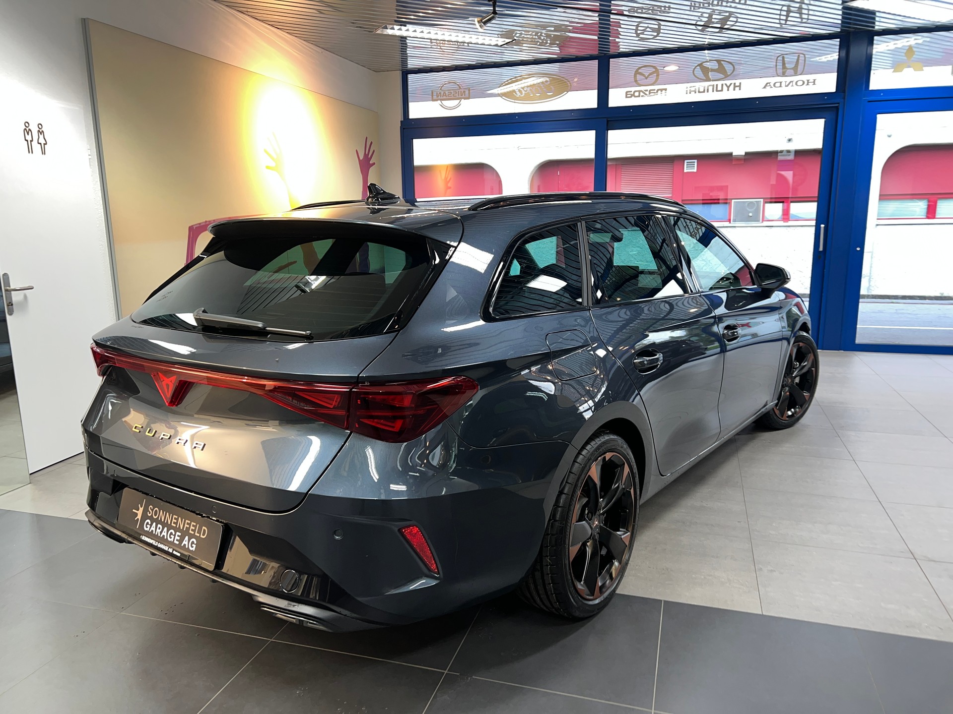 CUPRA LEON ST 2.0 TSI Prime Edition DSG 4Drive / 5 Jahre Garantie-showroom-element-3