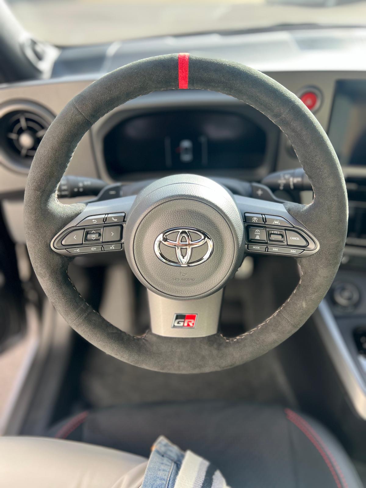 TOYOTA 1.6 Turbo Sport 4x4-image-5