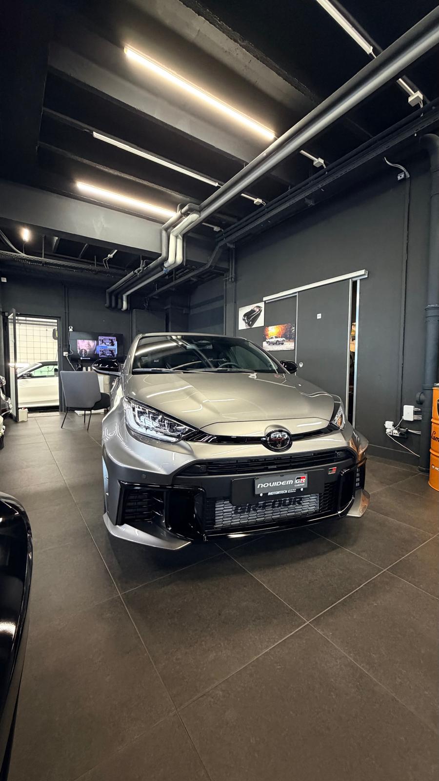 TOYOTA 1.6 Turbo Sport 4x4
