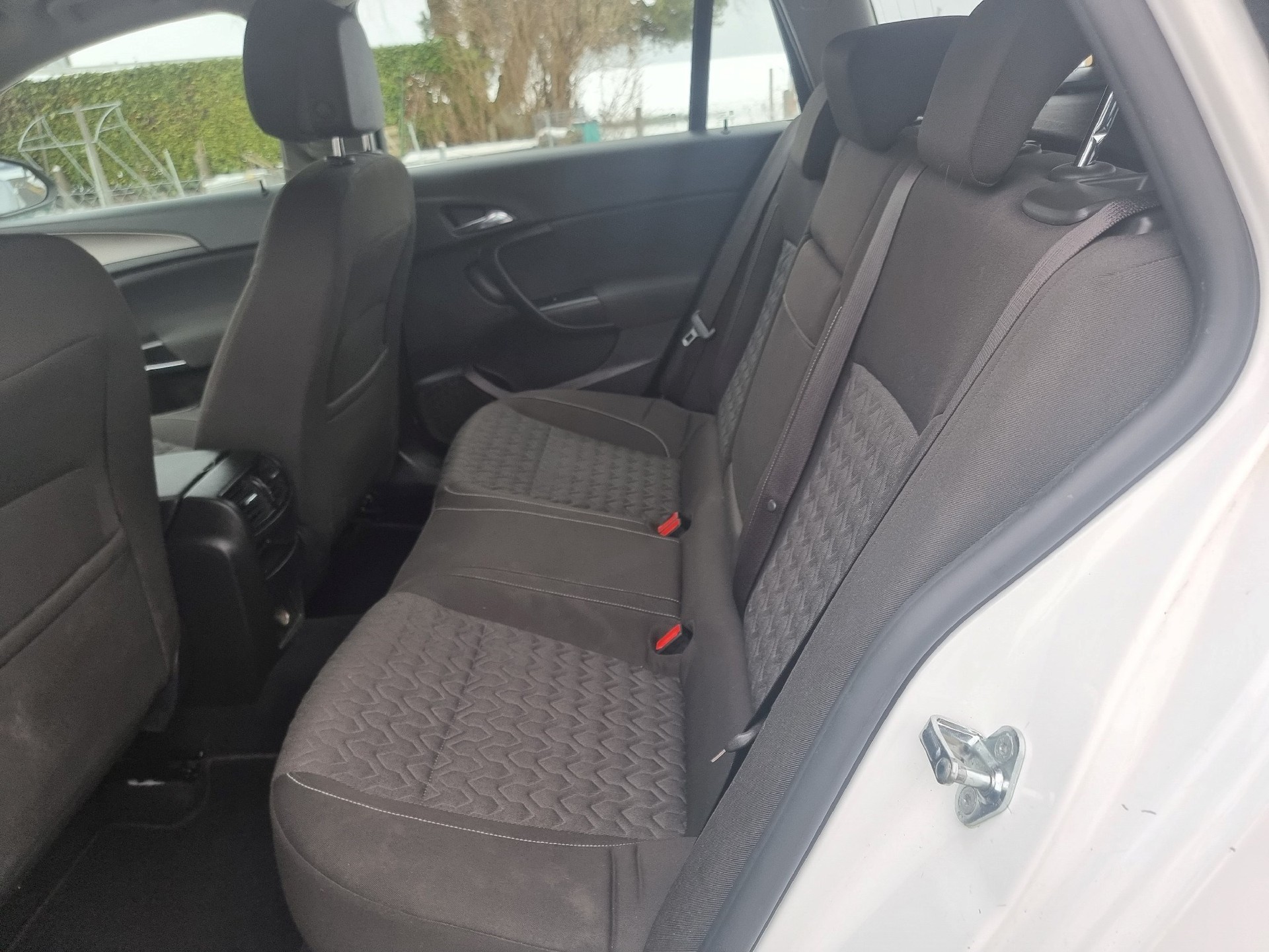 OPEL Insignia ST 2.0 CDTI Active Edition Aut.-image-12