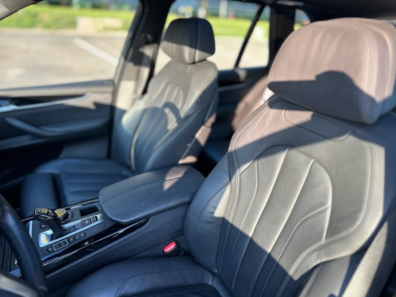 BMW X5 xDrive 50i Steptronic-image-7