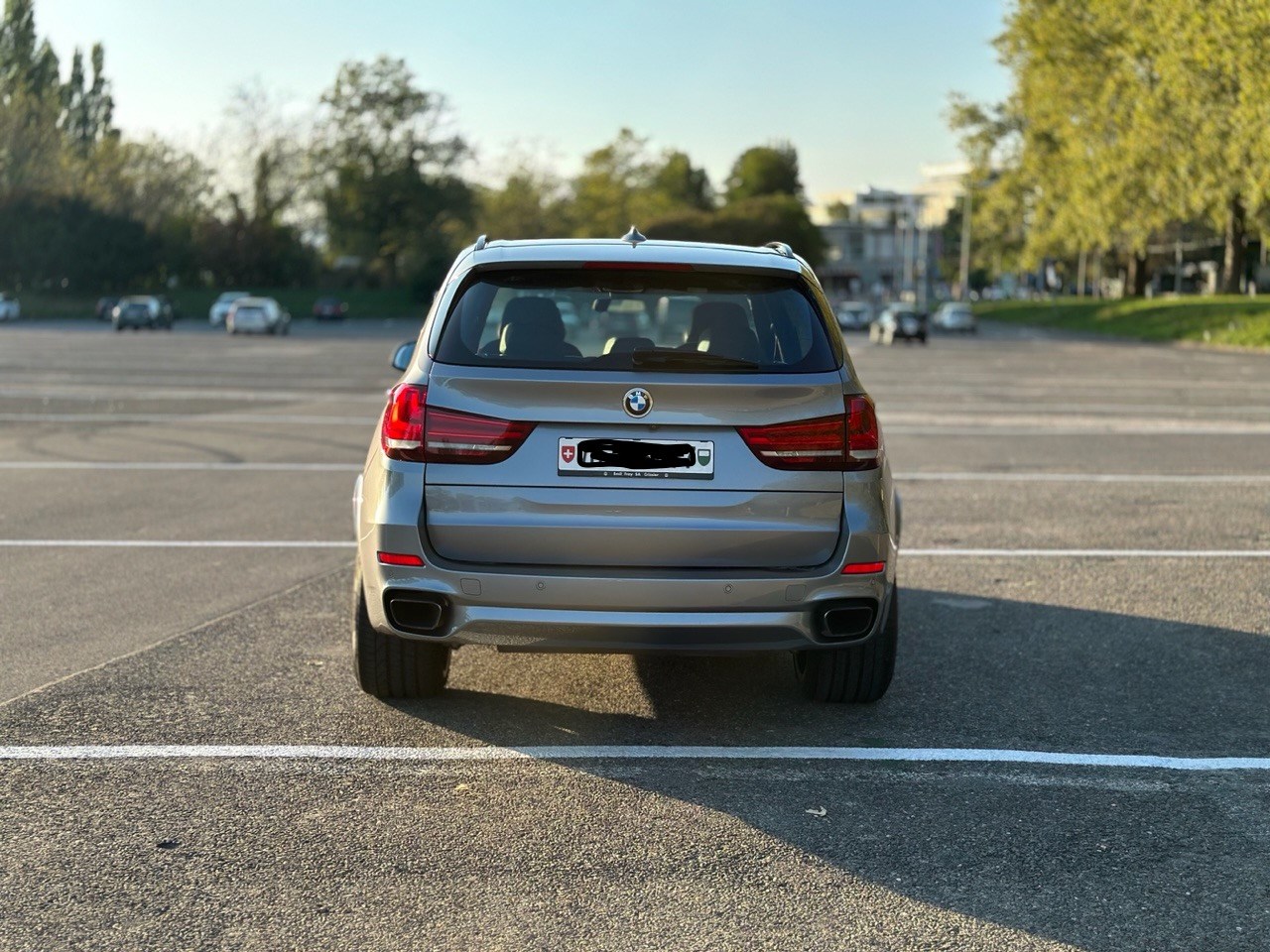 BMW X5 xDrive 50i Steptronic-image-2