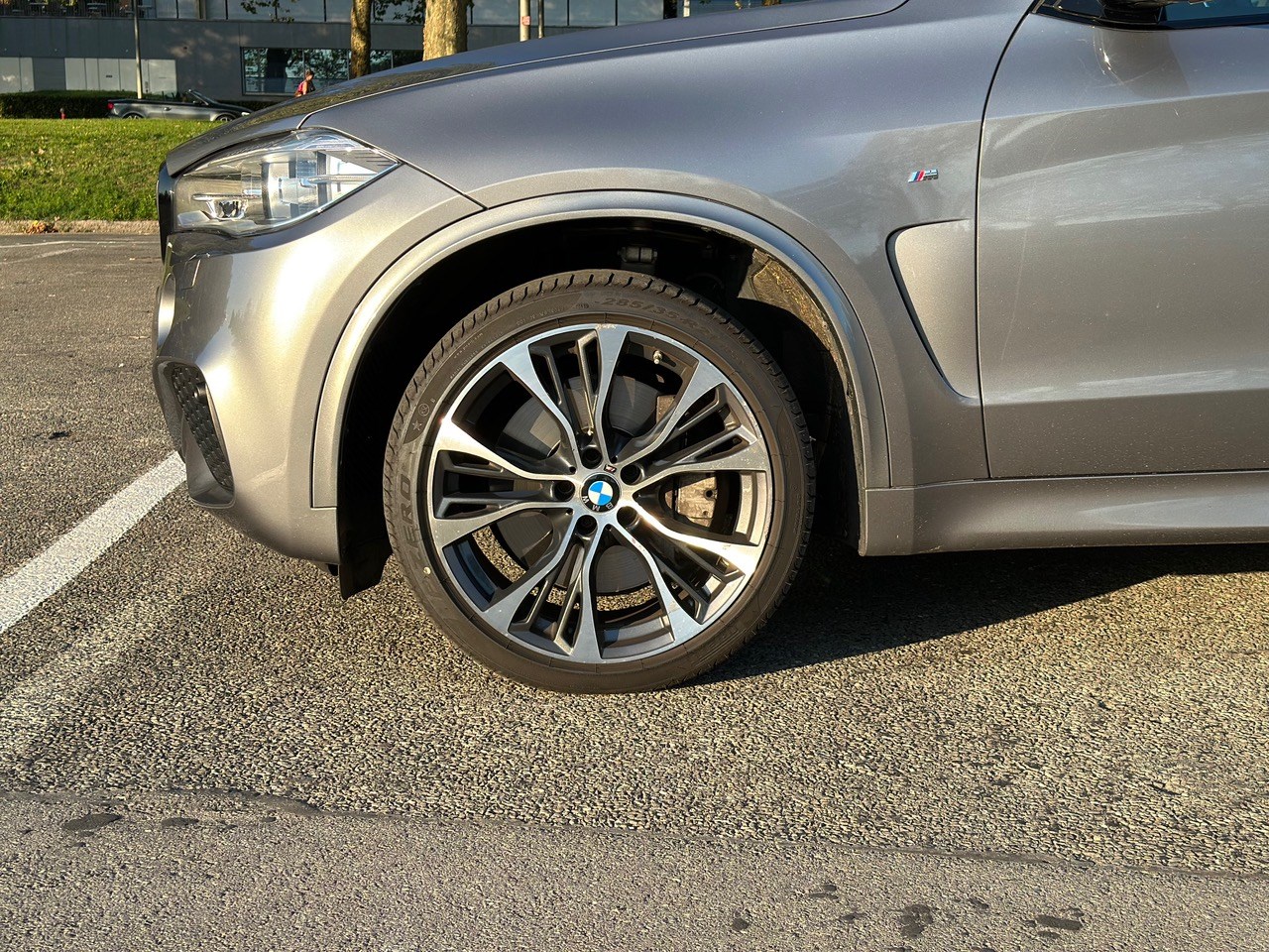 BMW X5 xDrive 50i Steptronic-image-3
