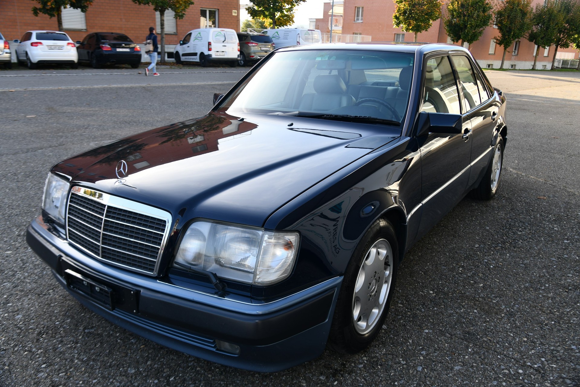 MERCEDES-BENZ 500 E Automatic-image-1