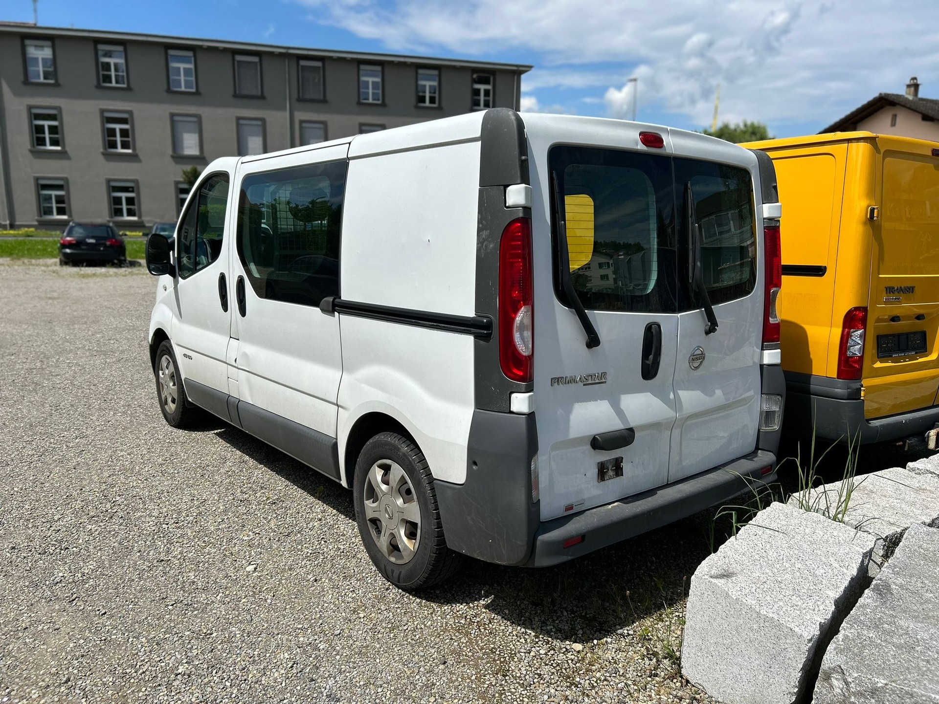 NISSAN Primastar 2.5dCi 150 Premium 2.7t-image-3