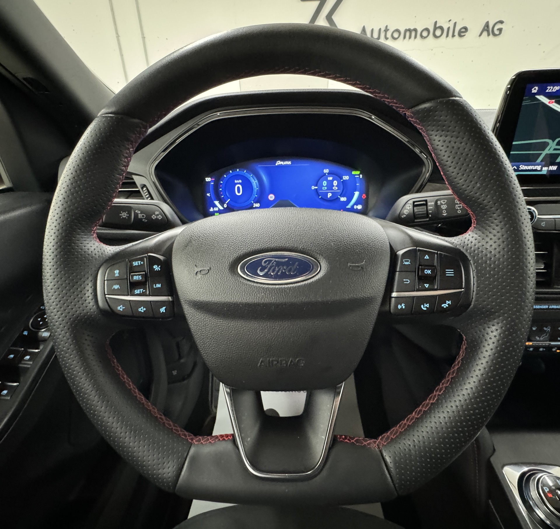 FORD Kuga 2.5 PHEV ST-Line 224PS X 2WD-image-11