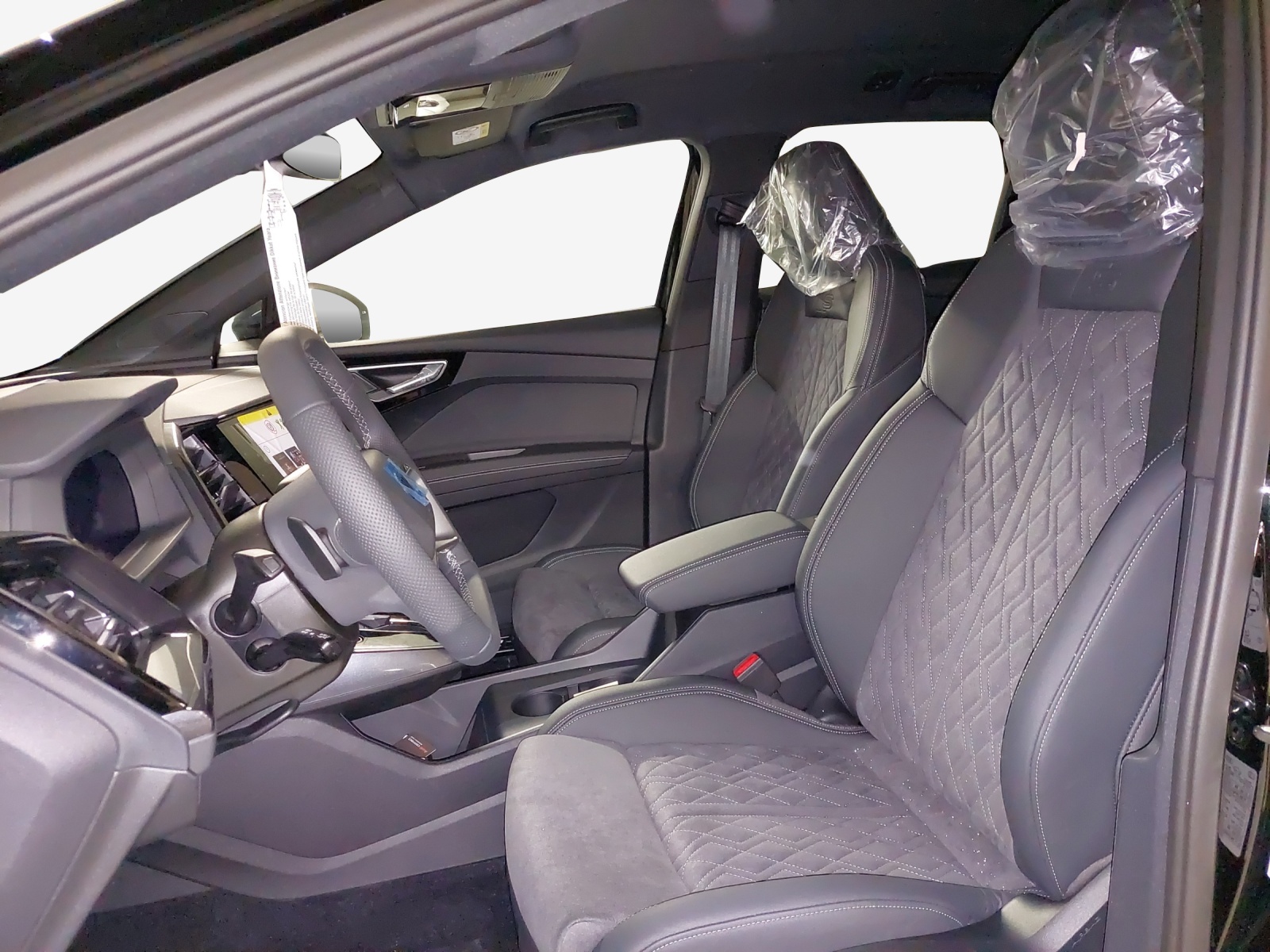 AUDI Q4 e-tron 45-image-7