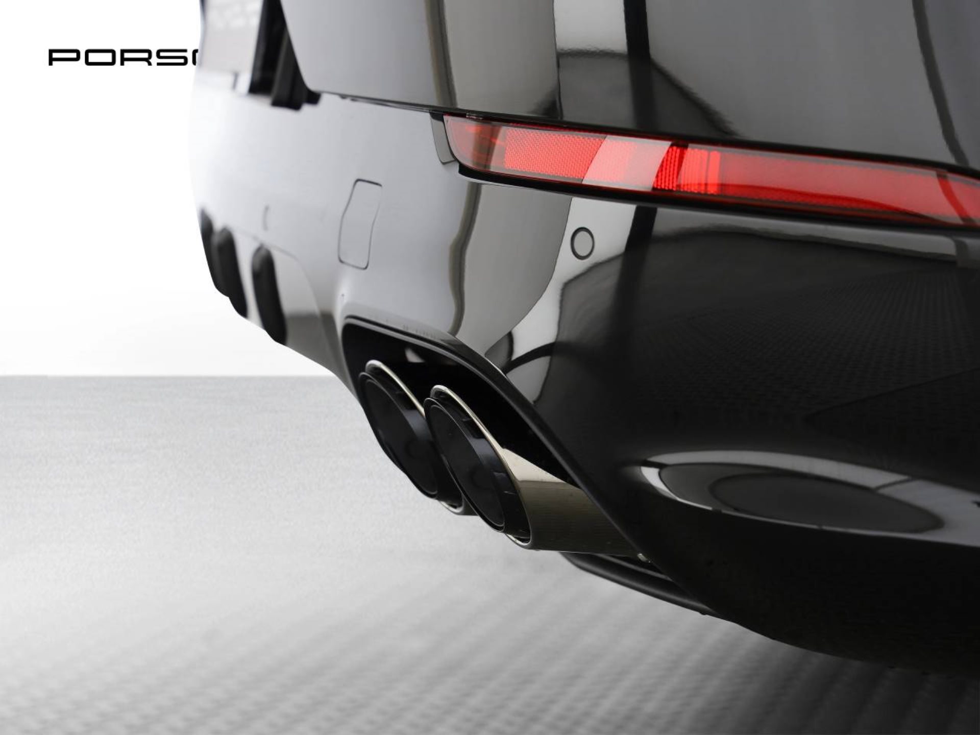 PORSCHE Cayenne S E-Hybrid Coupé-image-19