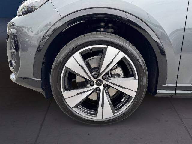 AUDI Q5 TDI quattro 150 kW S-tronic-image-8