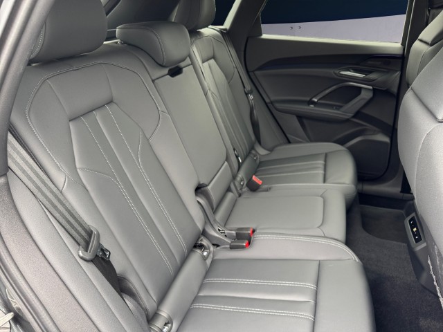 AUDI Q5 TDI quattro 150 kW S-tronic-image-17