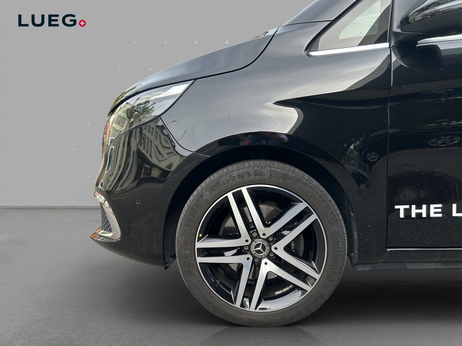 MERCEDES-BENZ V 300 d lang Swiss Edition 4Matic 9G-Tronic-image-6