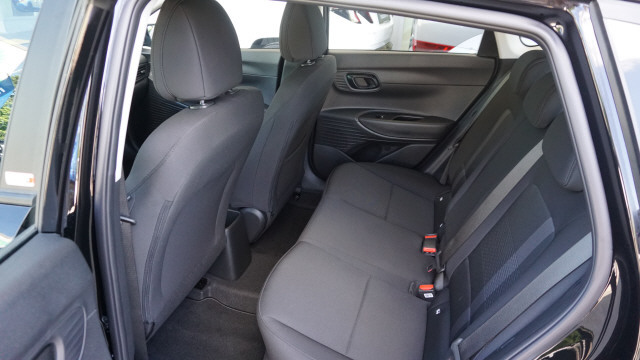HYUNDAI i20 1.0 T-GDi Origo-image-8