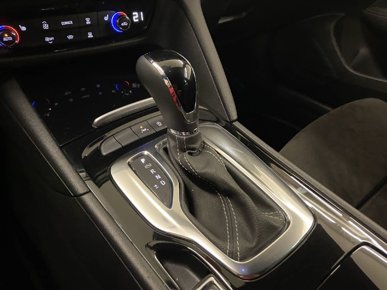 OPEL Insignia Sports Tourer 2.0 D Ultimate-image-8