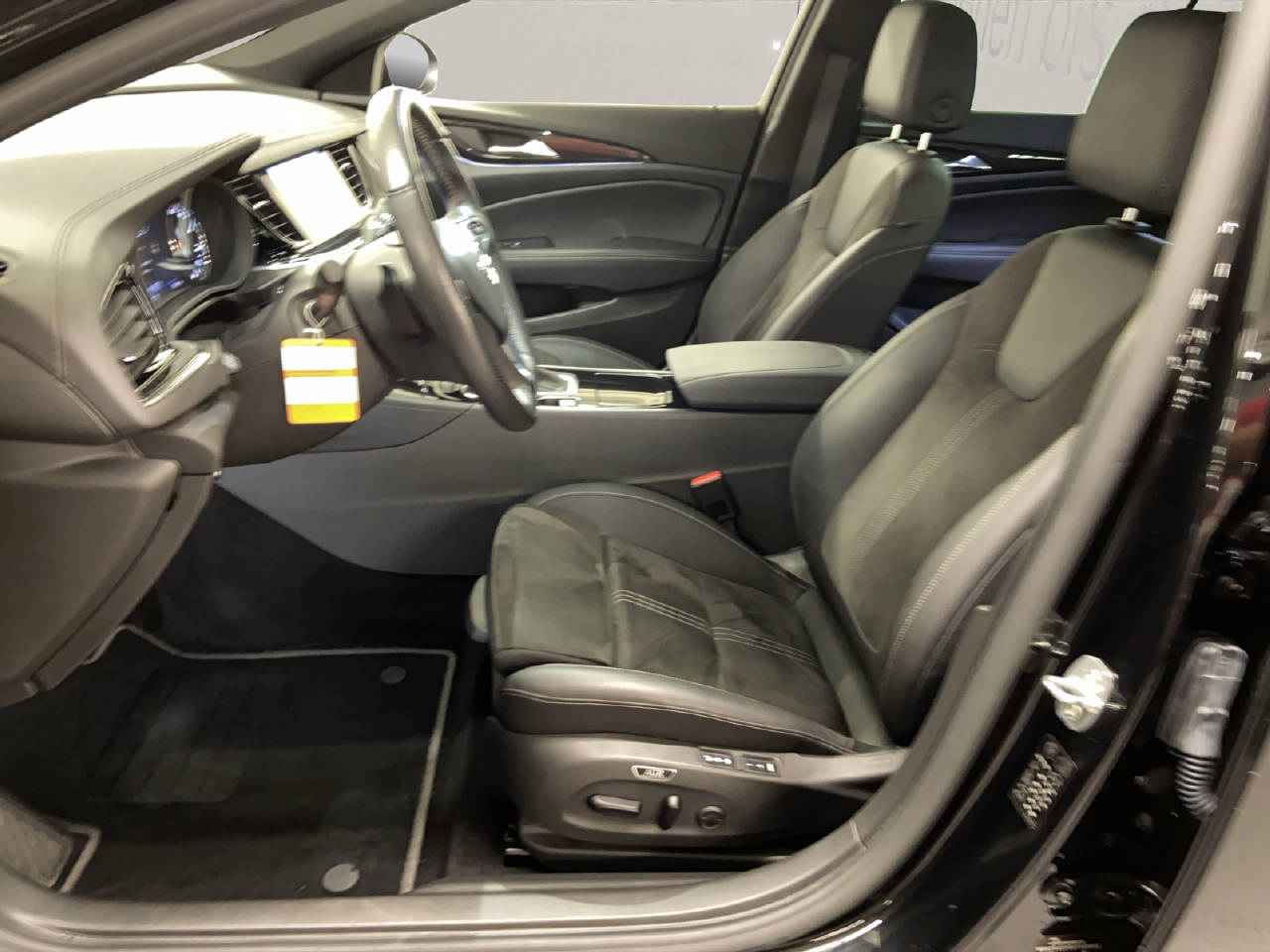 OPEL Insignia Sports Tourer 2.0 D Ultimate-image-4
