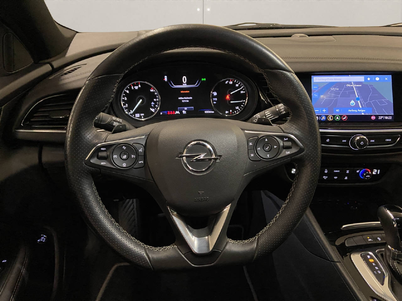 OPEL Insignia Sports Tourer 2.0 D Ultimate-image-6