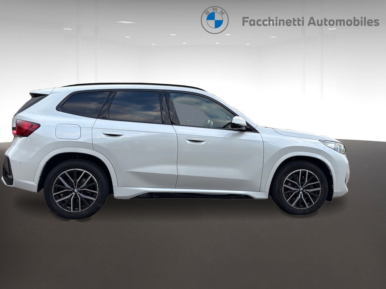 BMW X1 xDrive 20d 48V M Sport-image-5