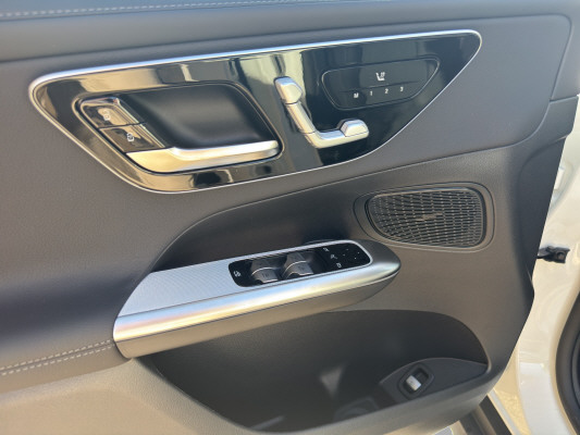 MERCEDES-BENZ GLC Coupé 300 de 4M 9G-T-image-9