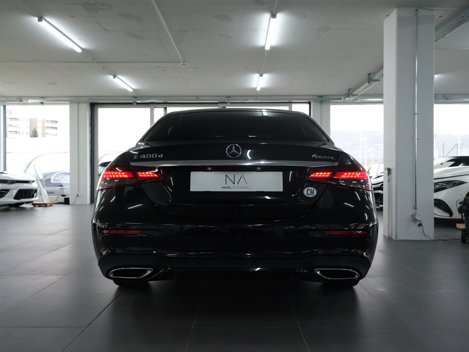 MERCEDES-BENZ E 400 d 4Matic AMG Line 9G-Tronic-image-3